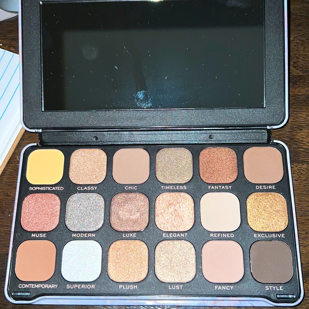 Revolution eyeshadow